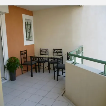 144 Rue De France Apartman *