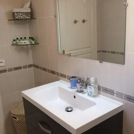 Apartman 144 Rue De France *